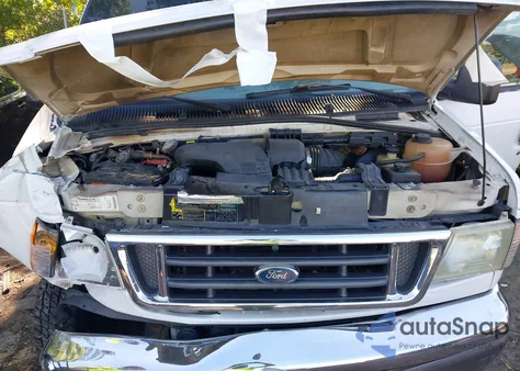 2003 Ford E-150 Chateau/Xl/Xlt из США, поврежденный, VIN 1FMRE11L93HA44846